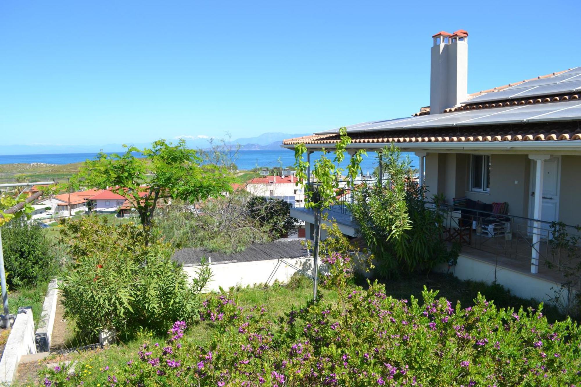 Corinthian Sun - Vacation Home Buitenkant foto